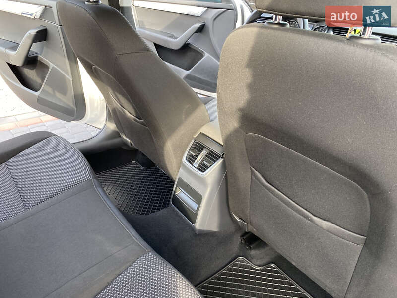 Лифтбек Skoda Octavia 2016 в Виноградове