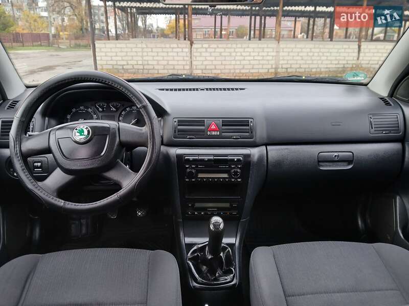 Универсал Skoda Octavia 2009 в Краснограде