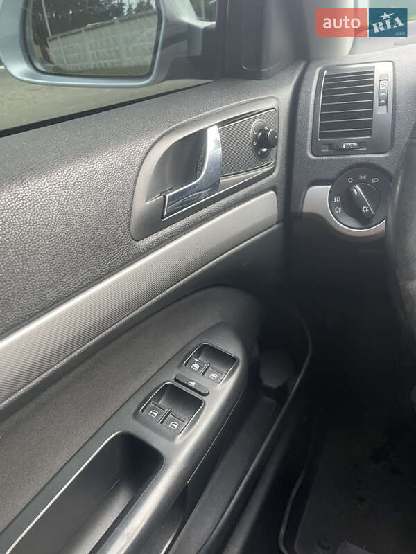 Лифтбек Skoda Octavia 2010 в Киеве фото 14 Лифтбек Skoda Octavia 2010 в Киеве