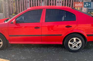Лифтбек Skoda Octavia 1999 в Виноградове