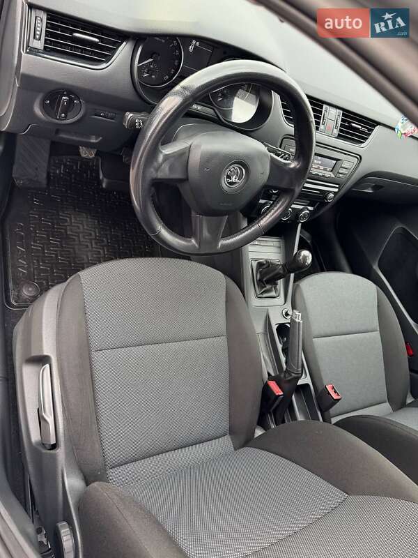 Универсал Skoda Octavia 2015 в Ровно