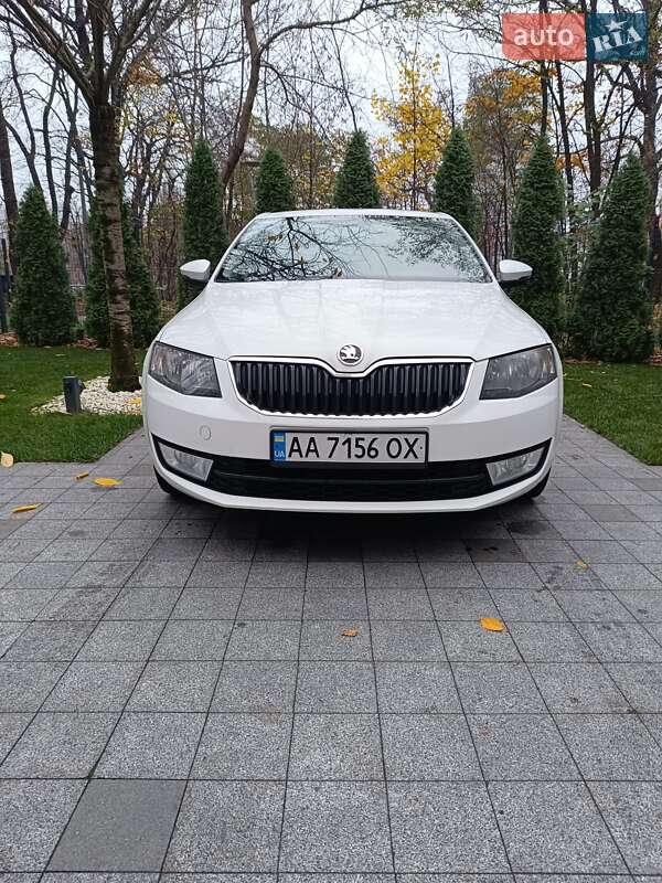 Лифтбек Skoda Octavia 2015 в Киеве