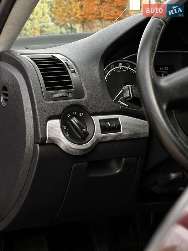 Универсал Skoda Octavia 2009 в Луцке фото 24 Универсал Skoda Octavia 2009 в Луцке