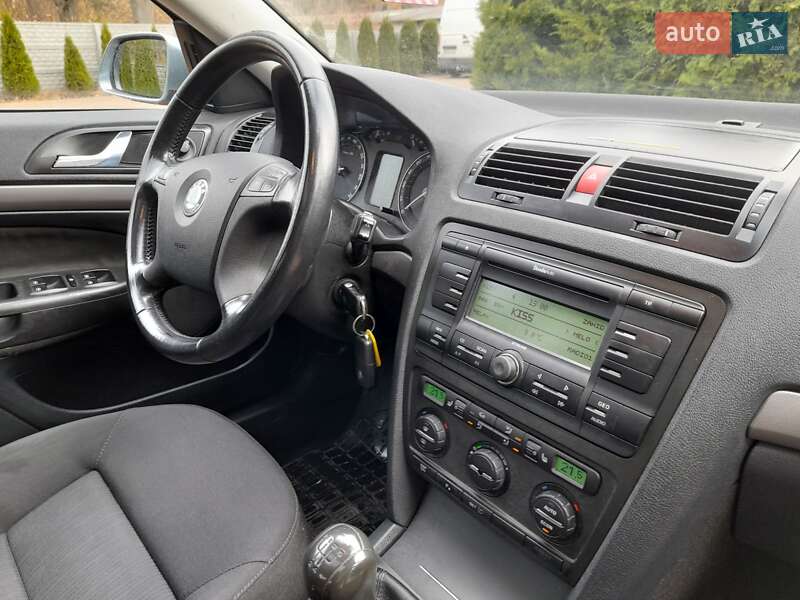 Ліфтбек Skoda Octavia 2004 в Жовкві фото 43 Ліфтбек Skoda Octavia 2004 в Жовкві