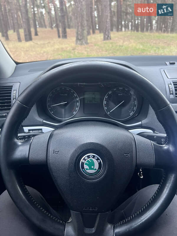 Лифтбек Skoda Octavia 2006 в Ахтырке фото 27 Лифтбек Skoda Octavia 2006 в Ахтырке