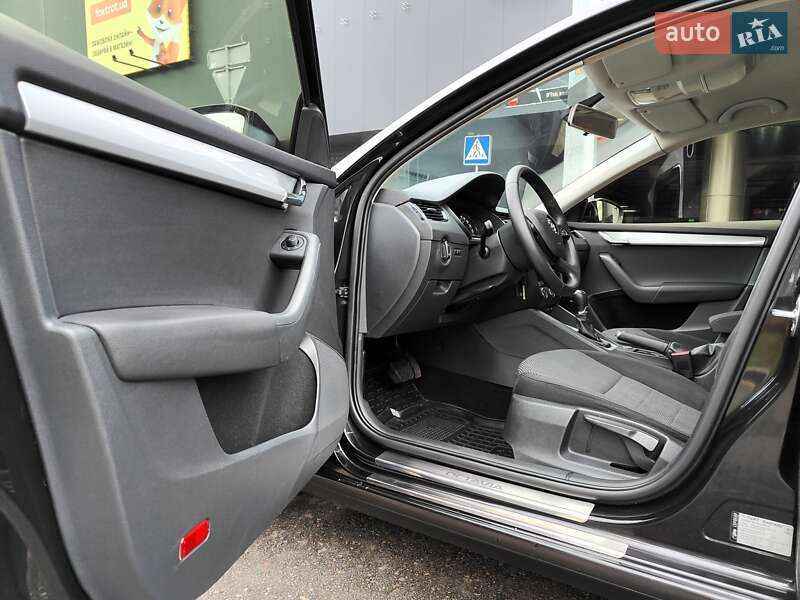 Лифтбек Skoda Octavia 2014 в Киеве