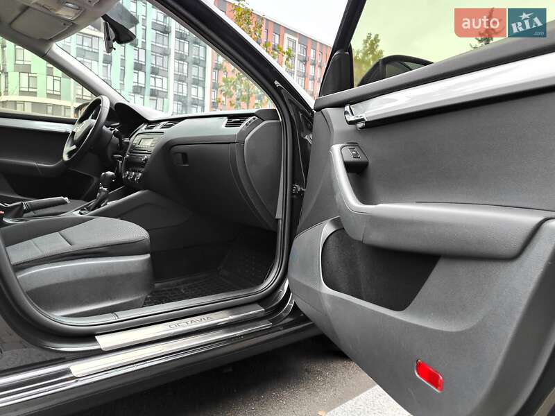 Лифтбек Skoda Octavia 2014 в Киеве
