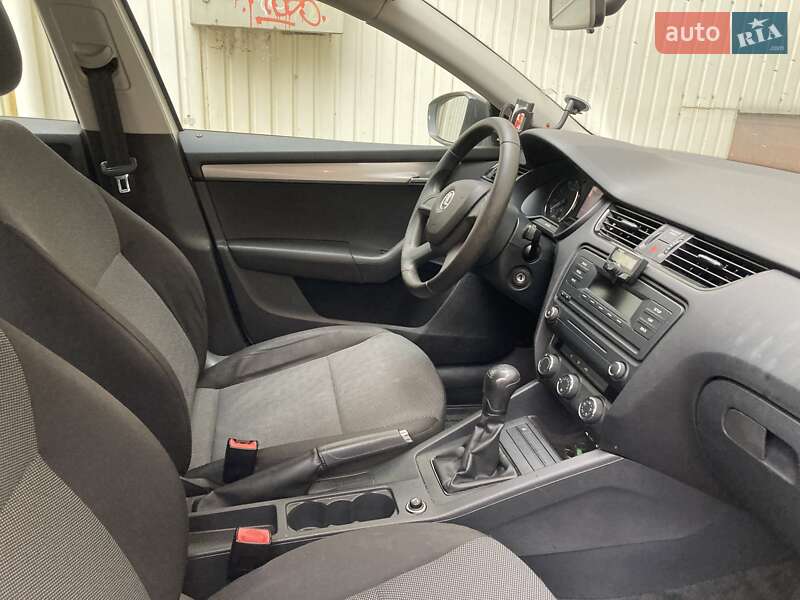 Універсал Skoda Octavia 2014 в Києві фото 13 Універсал Skoda Octavia 2014 в Києві