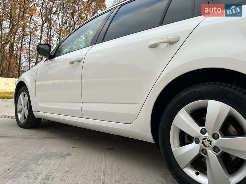 Универсал Skoda Octavia 2020 в Луцке