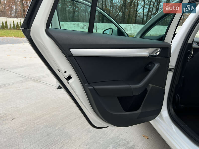 Универсал Skoda Octavia 2020 в Луцке