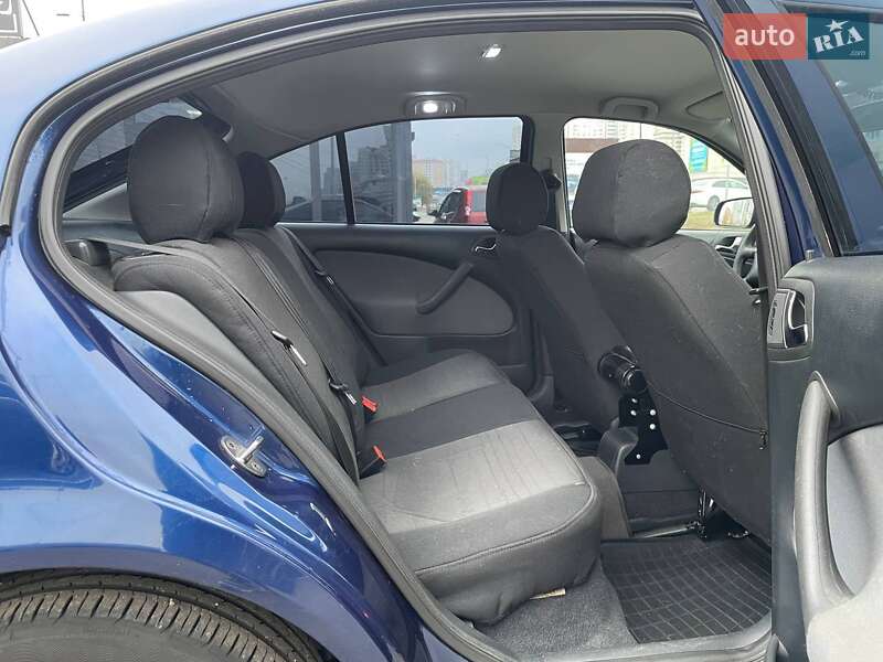 Лифтбек Skoda Octavia 2006 в Киеве фото 10 Лифтбек Skoda Octavia 2006 в Киеве