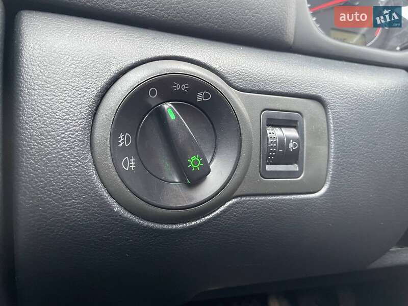 Лифтбек Skoda Octavia 2006 в Киеве фото 16 Лифтбек Skoda Octavia 2006 в Киеве