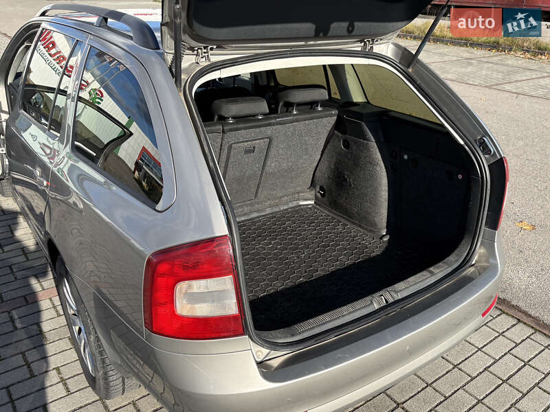 Универсал Skoda Octavia 2010 в Тячеве фото 8 Универсал Skoda Octavia 2010 в Тячеве