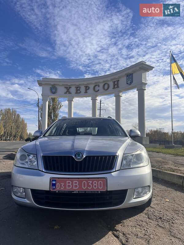 Skoda Octavia 2012 Skoda Octavia 2012