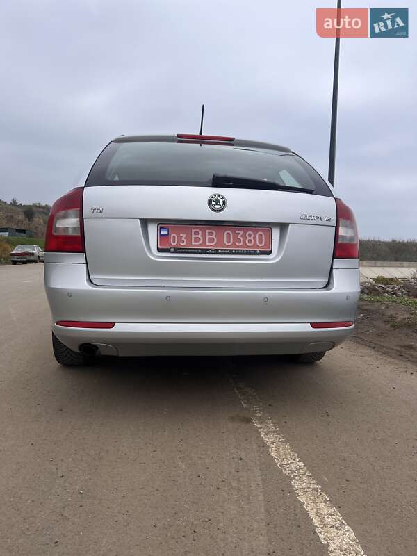 Универсал Skoda Octavia 2012 в Одессе фото 6 Универсал Skoda Octavia 2012 в Одессе
