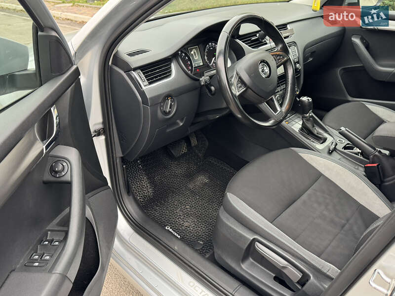Универсал Skoda Octavia 2016 в Софиевской Борщаговке