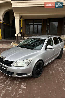 Універсал Skoda Octavia 2009 в Києві