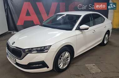 Ліфтбек Skoda Octavia 2021 в Києві