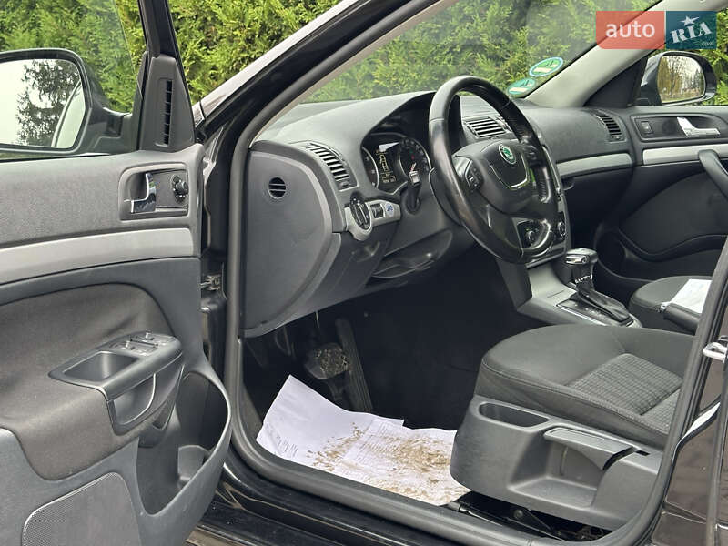 Универсал Skoda Octavia 2010 в Луцке фото 7 Универсал Skoda Octavia 2010 в Луцке