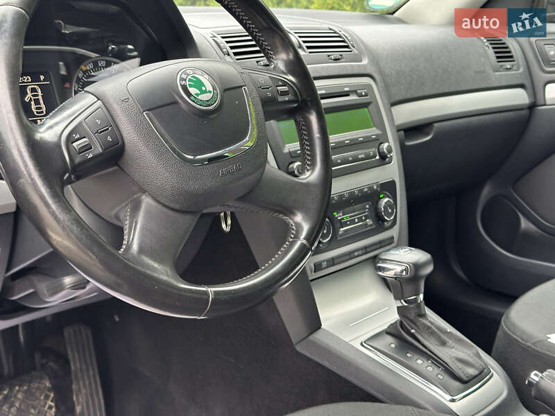 Универсал Skoda Octavia 2010 в Луцке фото 10 Универсал Skoda Octavia 2010 в Луцке