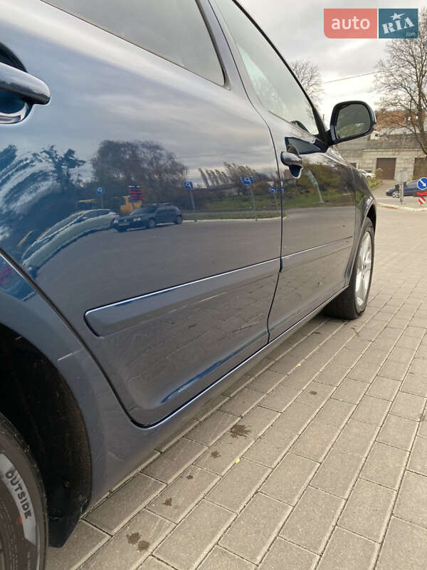 Универсал Skoda Octavia 2011 в Ровно