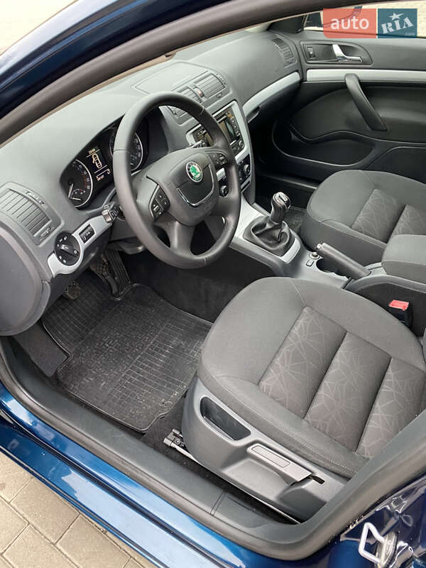 Универсал Skoda Octavia 2011 в Ровно