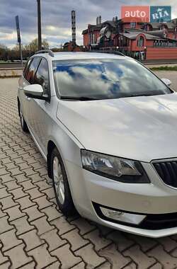 Універсал Skoda Octavia 2017 в Дрогобичі