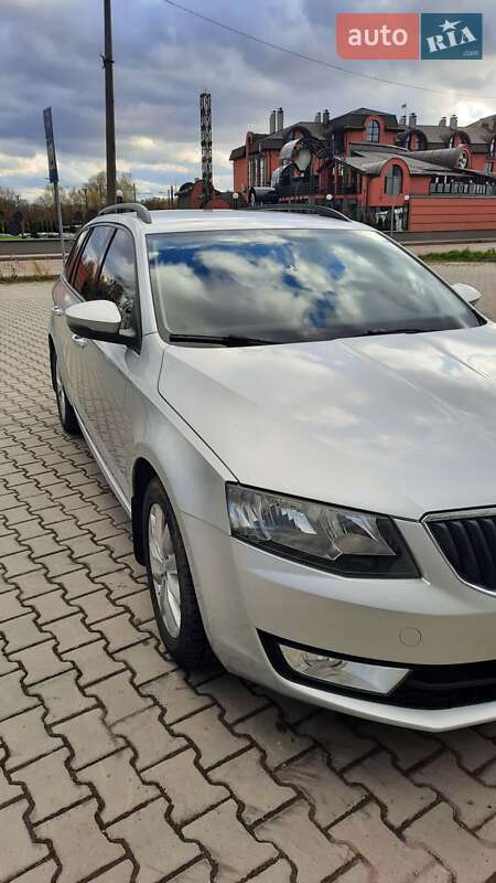 Универсал Skoda Octavia 2017 в Дрогобыче фото Универсал Skoda Octavia 2017 в Дрогобыче