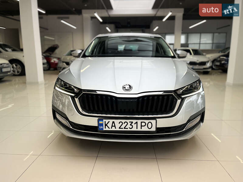 Ліфтбек Skoda Octavia 2021 в Хмельницькому