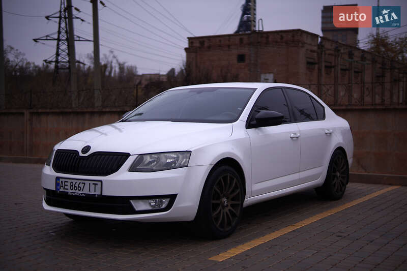 Лифтбек Skoda Octavia 2013 в Кривом Роге фото Лифтбек Skoda Octavia 2013 в Кривом Роге