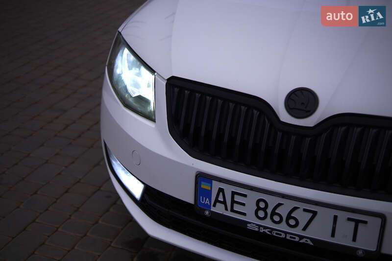 Лифтбек Skoda Octavia 2013 в Кривом Роге фото 10 Лифтбек Skoda Octavia 2013 в Кривом Роге