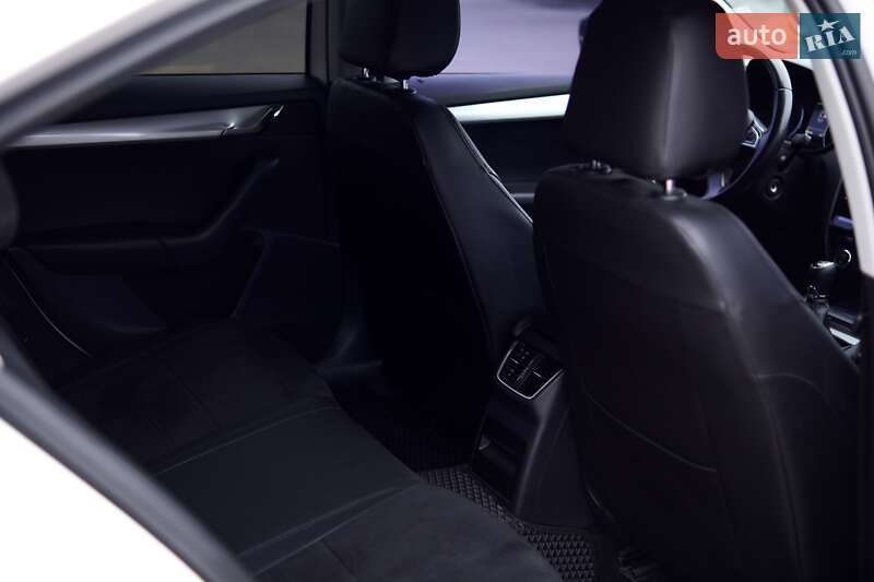 Лифтбек Skoda Octavia 2013 в Кривом Роге фото 18 Лифтбек Skoda Octavia 2013 в Кривом Роге