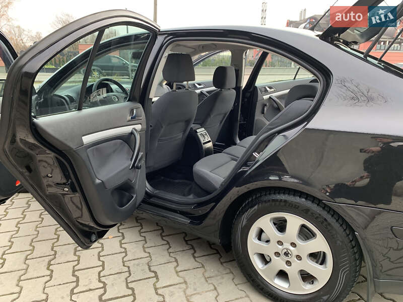 Лифтбек Skoda Octavia 2004 в Дрогобыче