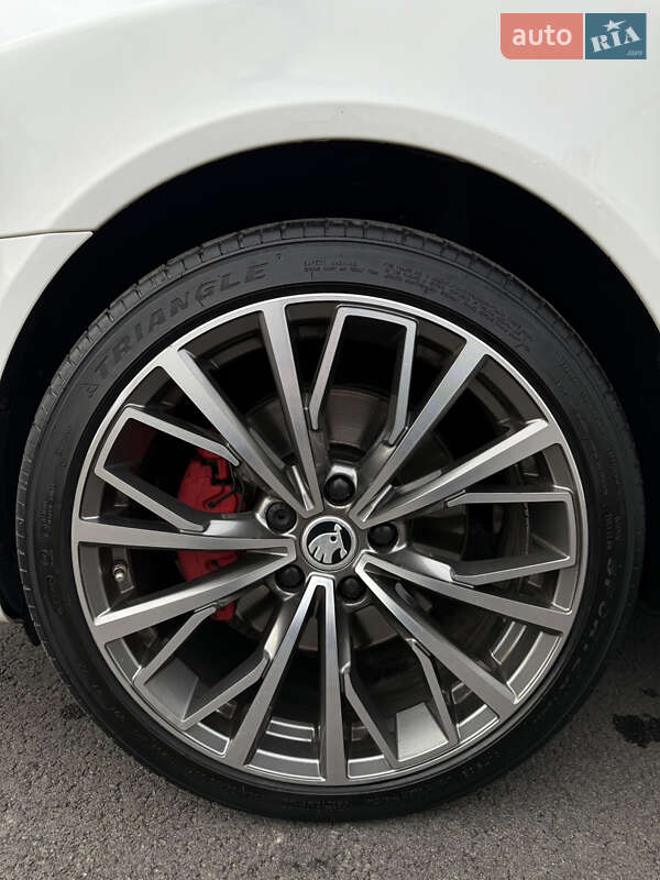 Лифтбек Skoda Octavia 2012 в Киеве