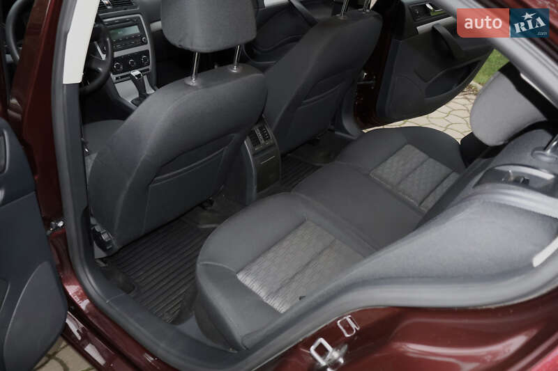 Лифтбек Skoda Octavia 2012 в Одессе