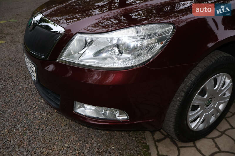 Лифтбек Skoda Octavia 2012 в Одессе