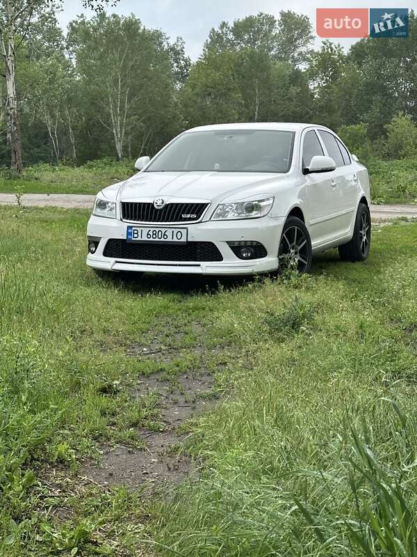 Универсал Skoda Octavia 2012 в Полтаве
