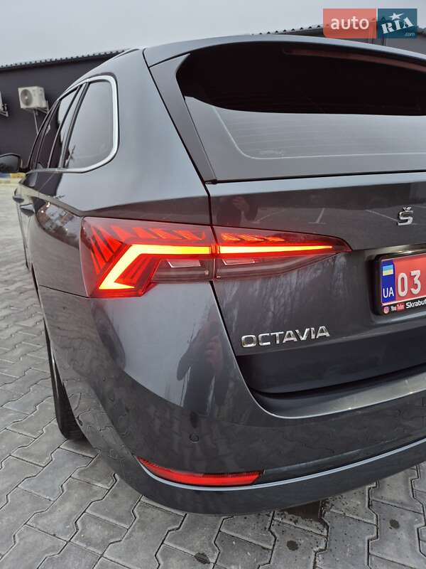 Універсал Skoda Octavia 2021 в Бережанах