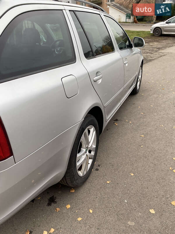 Универсал Skoda Octavia 2012 в Ровно фото 18 Универсал Skoda Octavia 2012 в Ровно