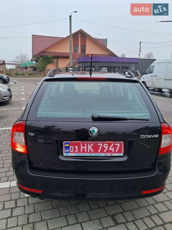 Универсал Skoda Octavia 2012 в Ровно