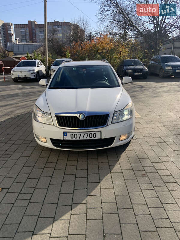 Универсал Skoda Octavia 2009 в Львове фото Универсал Skoda Octavia 2009 в Львове