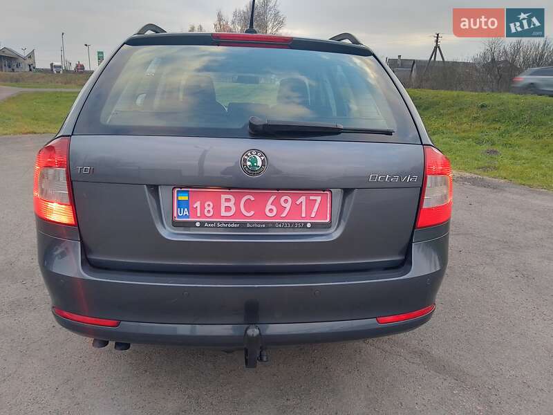Универсал Skoda Octavia 2011 в Ровно