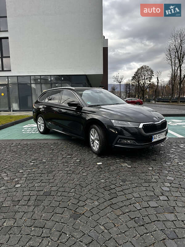 Универсал Skoda Octavia 2021 в Сваляве фото 2 Универсал Skoda Octavia 2021 в Сваляве