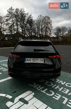 Универсал Skoda Octavia 2021 в Сваляве