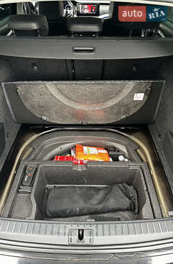 Универсал Skoda Octavia 2021 в Сваляве