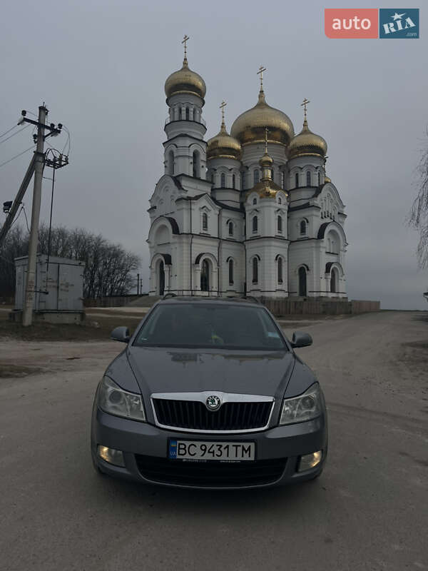 Універсал Skoda Octavia 2012 в Львові фото 2 Універсал Skoda Octavia 2012 в Львові