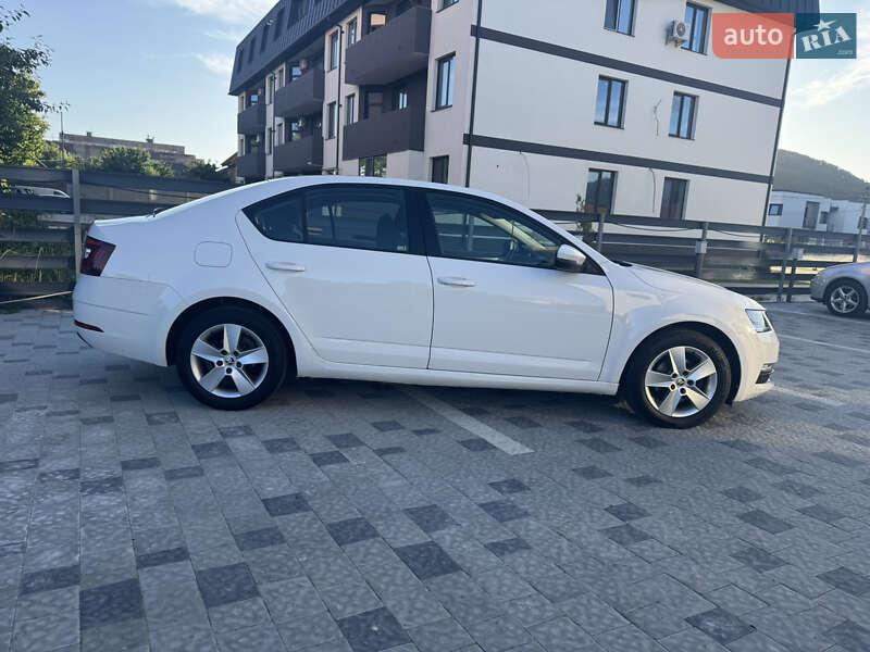 Лифтбек Skoda Octavia 2017 в Мукачево