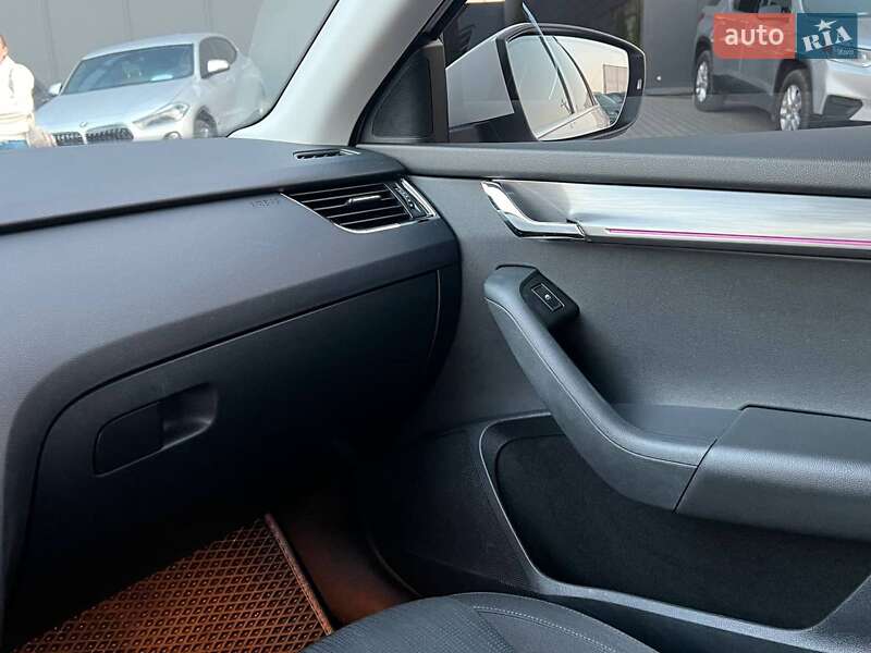 Універсал Skoda Octavia 2018 в Львові