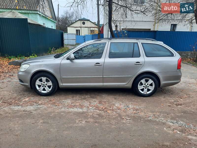 Універсал Skoda Octavia 2009 в Полтаві
