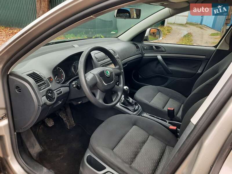 Універсал Skoda Octavia 2009 в Полтаві